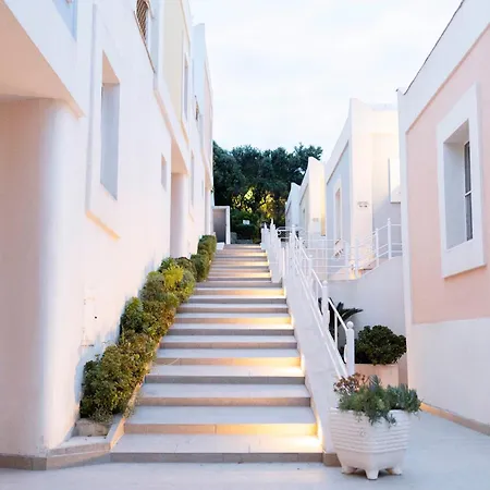 Hotel Chiaia Di Luna-3